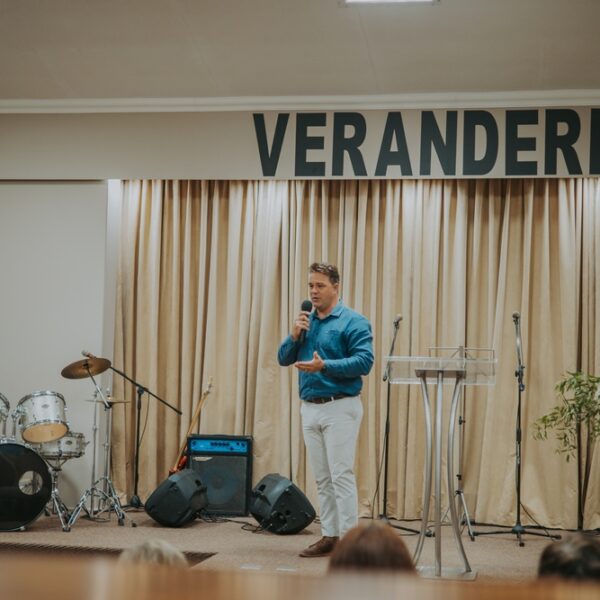 WhiteRiverWorshipCentre IMG 6318 600x600